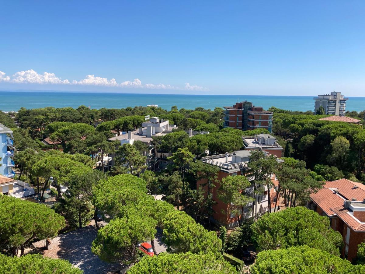 Ferienwohnung Penthouse Bellavista Lignano Sabbiadoro Exterior foto