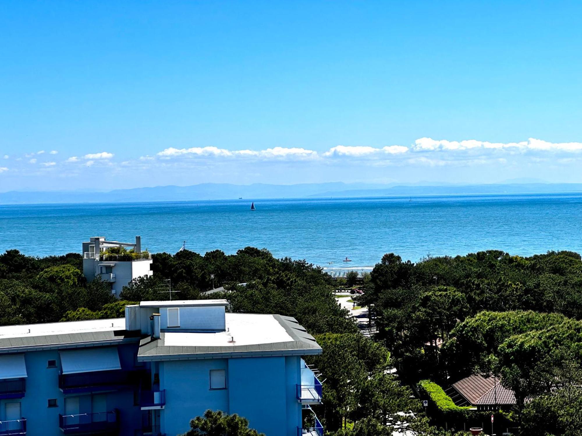 Ferienwohnung Penthouse Bellavista Lignano Sabbiadoro Exterior foto